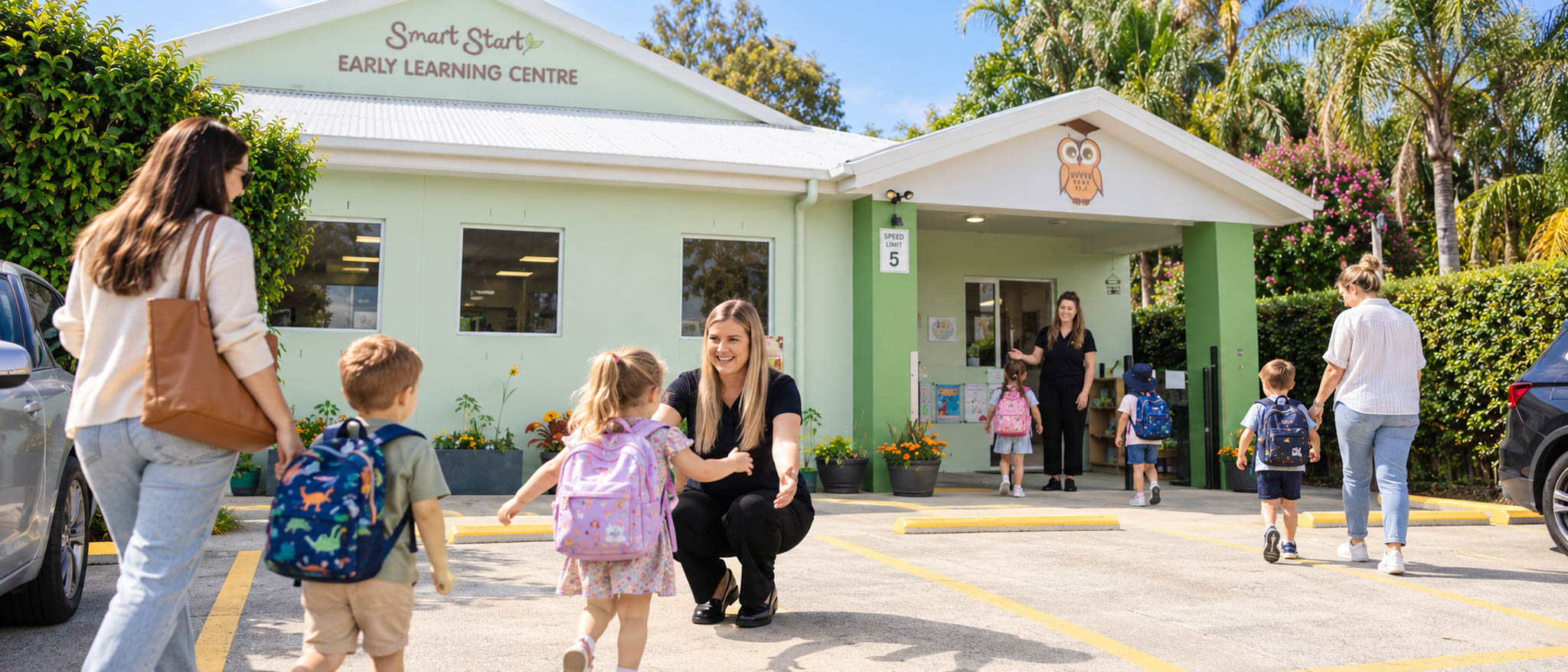 Families arriving at Smart Start Early Learning Centre